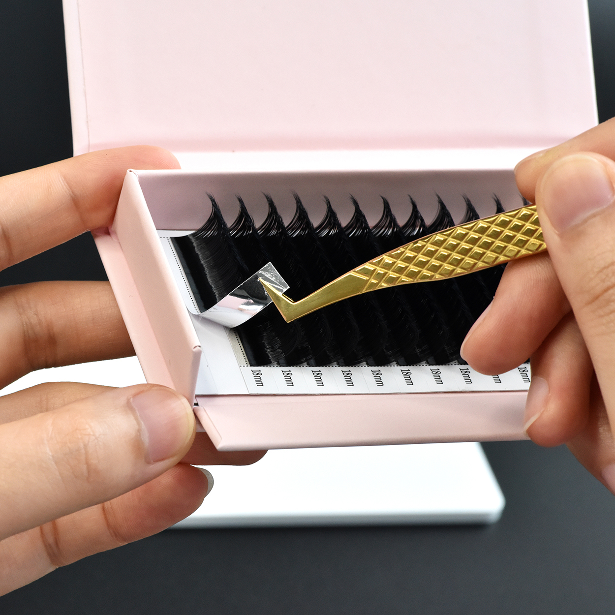LashPlus human hair soft mink pbt material korea eyelash extensions classic eyelash extension trays
